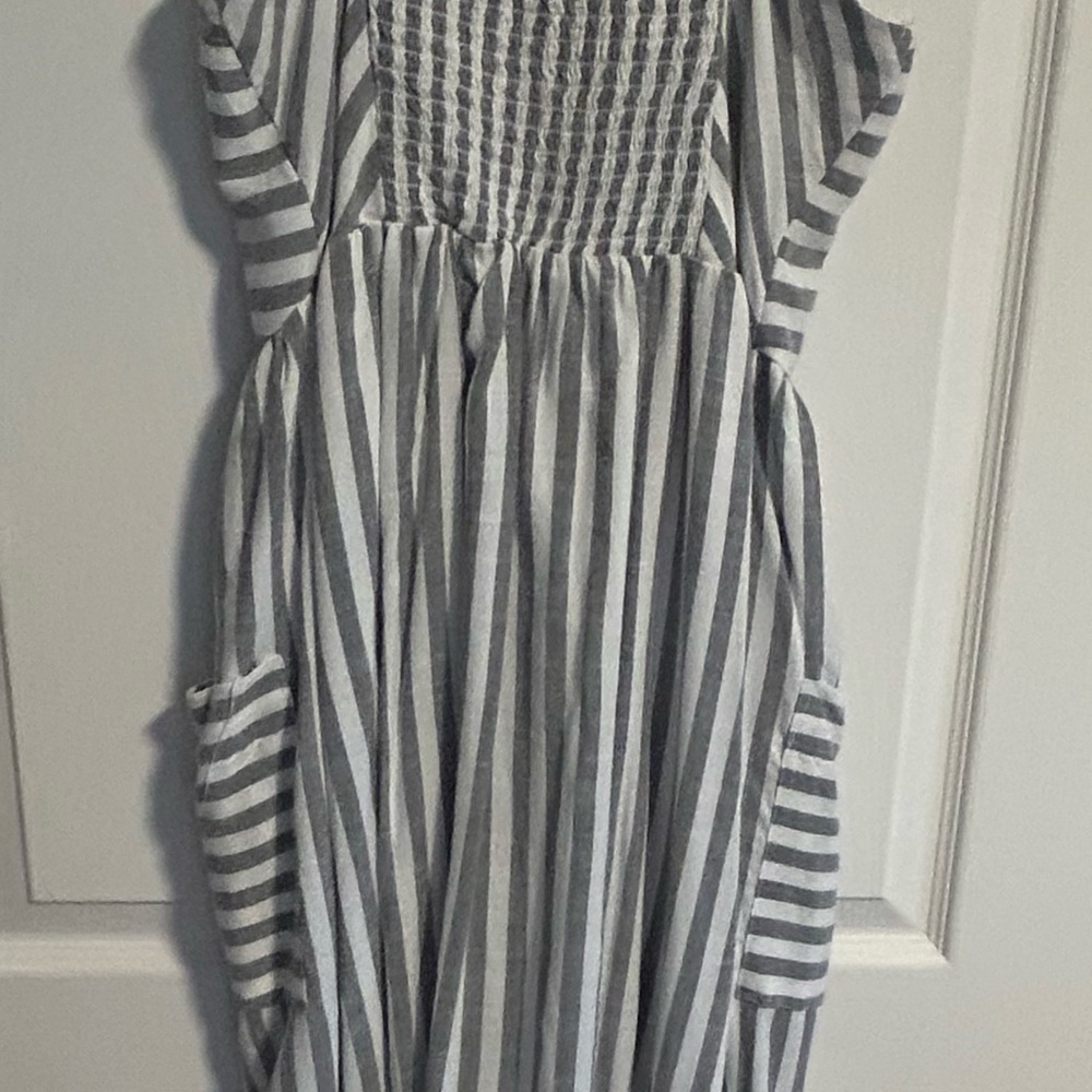 ❌❌SOLDAmerican Eagle striped dress size medium - Picture 4 of 4